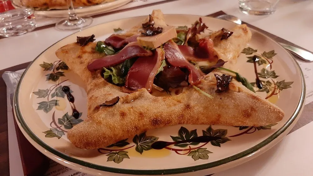 Pizza Foie Gras Magret Fumé Truffes
